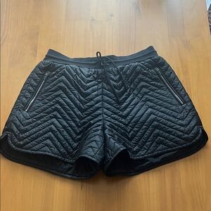Athleta Ski Black Quilted insulated Women's Shorts
